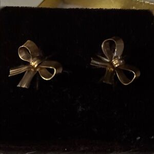 Elegant 14K Gold Bow Earrings